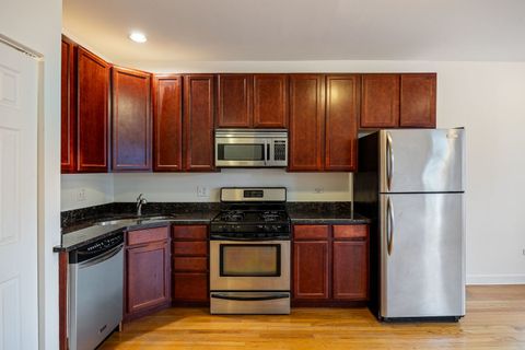 Tiny photo for 2533 W BERWYN Street #2, Chicago, IL 60625 (MLS # 12611455)