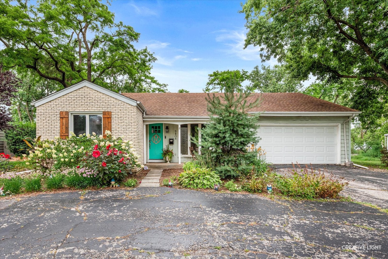 5804 Ridgewood Drive