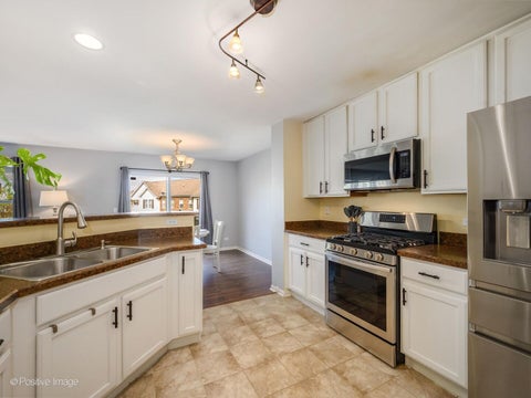 Tiny photo for 617 GRAND CANYON Circle, Crystal Lake, IL 60014 (MLS # 12758861)