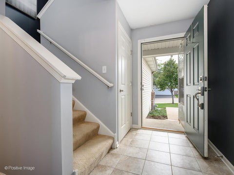Tiny photo for 617 GRAND CANYON Circle, Crystal Lake, IL 60014 (MLS # 12758861)