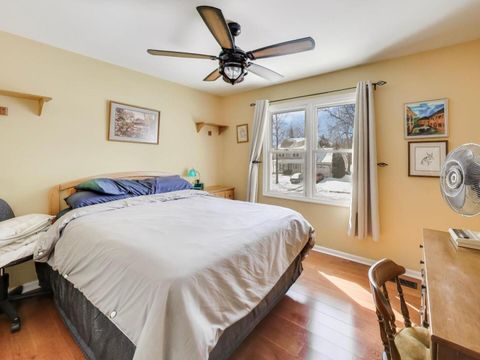 Tiny photo for 210 Foxmoor Road, Fox River Grove, IL 60021 (MLS # 12594489)