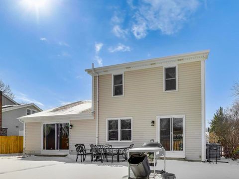 Tiny photo for 210 Foxmoor Road, Fox River Grove, IL 60021 (MLS # 12594489)