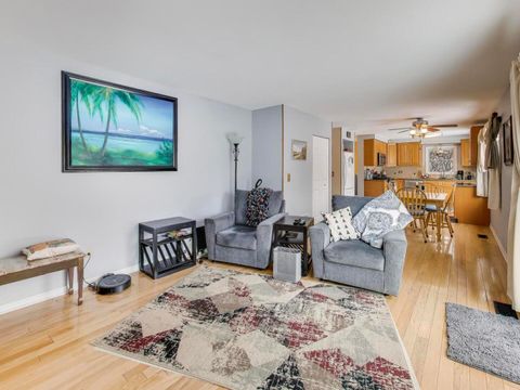 Tiny photo for 210 Foxmoor Road, Fox River Grove, IL 60021 (MLS # 12594489)