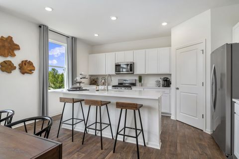 Tiny photo for 988 SAPPHIRE Lane, Montgomery, IL 60538 (MLS # 12565132)