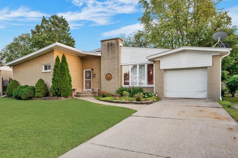 Tiny photo for 336 E 24th Street, Chicago Heights, IL 60411 (MLS # 12484648)