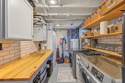 Tiny photo for 7058 W 63rd Place, Chicago, IL 60638 (MLS # 12790729)