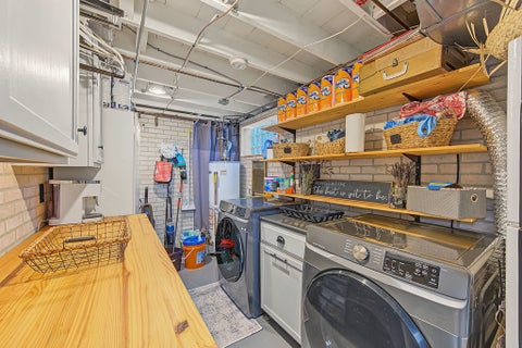 Tiny photo for 7058 W 63rd Place, Chicago, IL 60638 (MLS # 12790729)