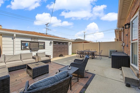 Tiny photo for 7058 W 63rd Place, Chicago, IL 60638 (MLS # 12790729)