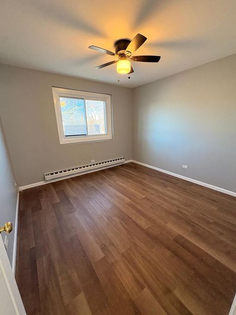 Tiny photo for 208 Dunteman Drive #101, Glendale Heights, IL 60139 (MLS # 12523464)