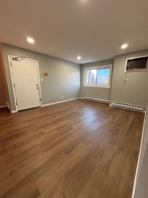 Tiny photo for 208 Dunteman Drive #101, Glendale Heights, IL 60139 (MLS # 12523464)