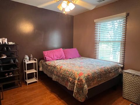 Tiny photo for 810 Peale Street, Joliet, IL 60433 (MLS # 12433884)