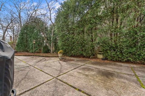 listing image 42