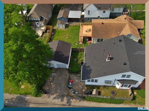 Tiny photo for 610 Metropolis Street, Metropolis, IL 62960 (MLS # EB459397)