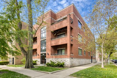 2656 N Hamlin Avenue 1W Chicago IL 60647