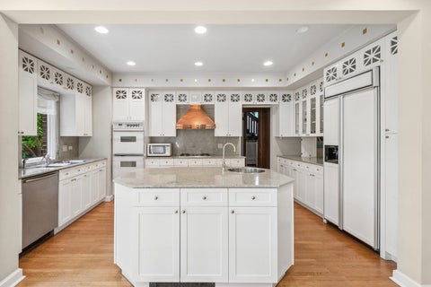 Tiny photo for 770 Sheridan Road, Glencoe, IL 60022 (MLS # 12693119)