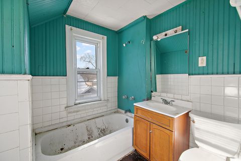 Tiny photo for 860 E Bourbonnais Street, Kankakee, IL 60901 (MLS # 12572889)