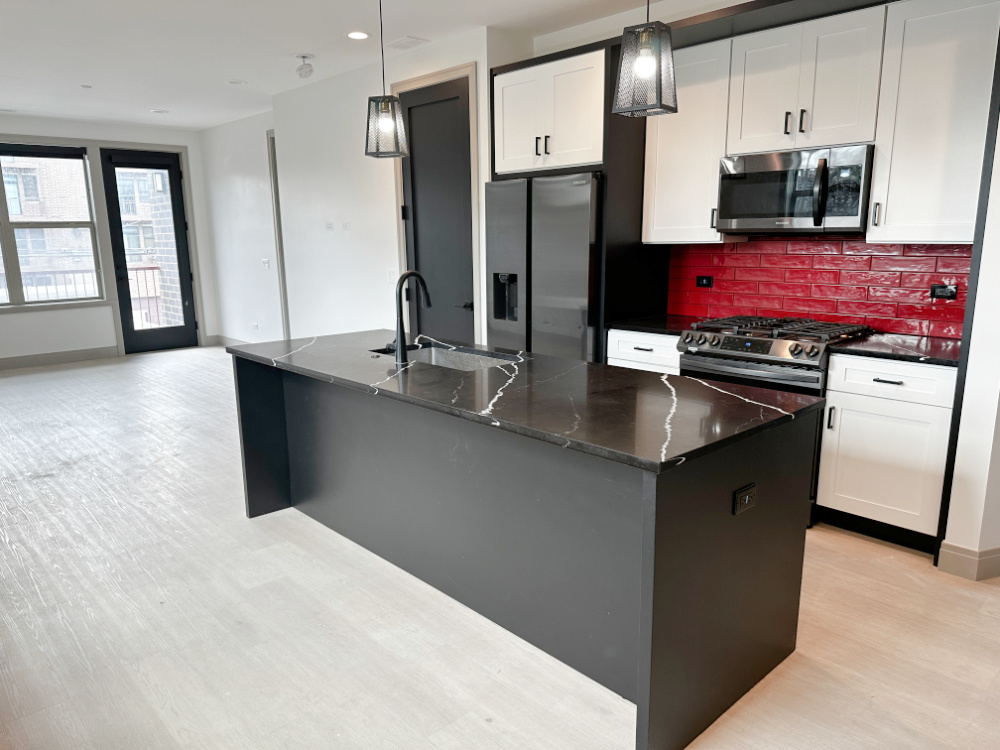 4054 S Indiana Avenue 2R