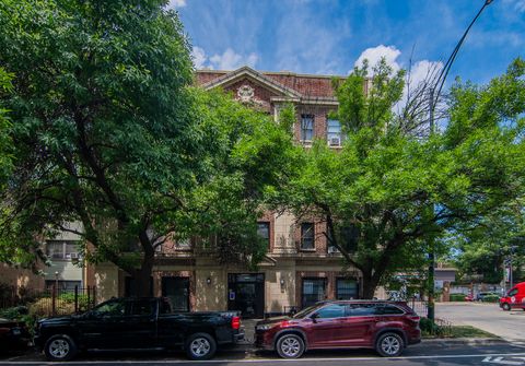 1414 W Pratt Boulevard 110 Chicago IL 60626