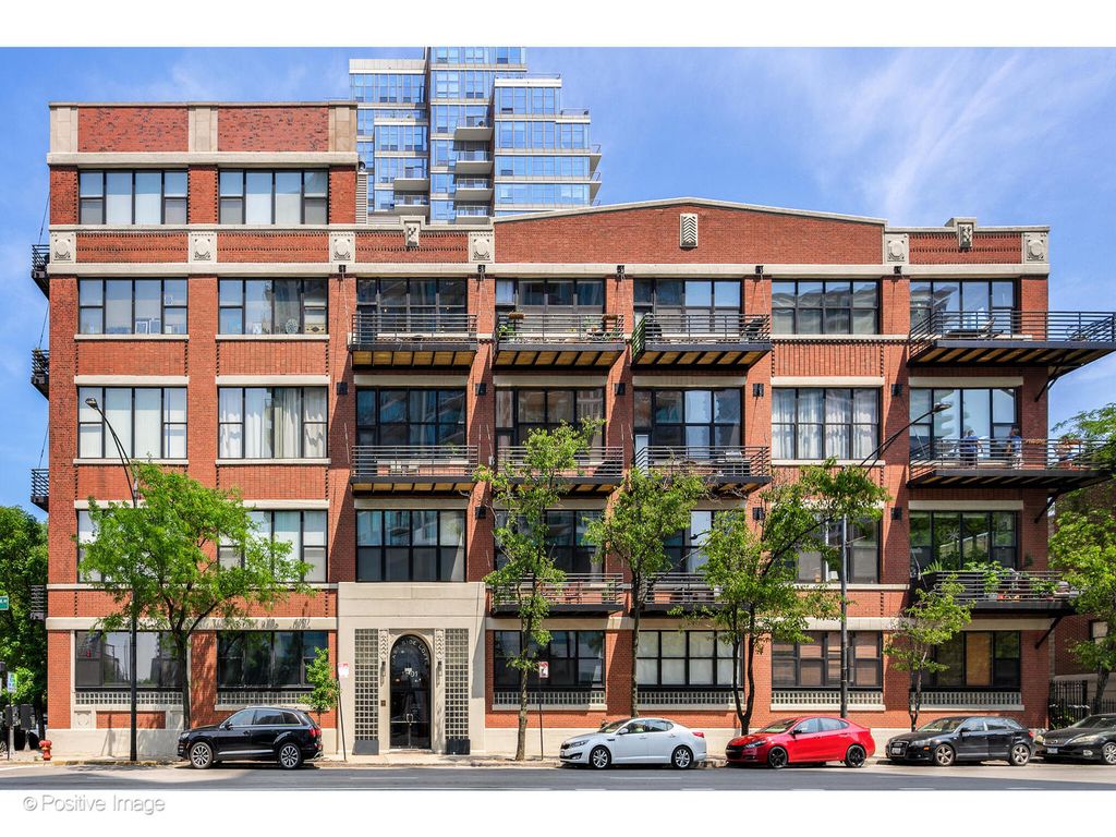 Photo for 1601 S INDIANA Avenue #503, Chicago, IL 60616 (MLS # 12479267)