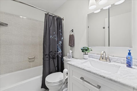 Tiny photo for 219 Lynbrook Drive, Bloomingdale, IL 60108 (MLS # 12792289)