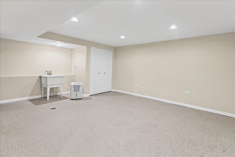 Tiny photo for 219 Lynbrook Drive, Bloomingdale, IL 60108 (MLS # 12792289)