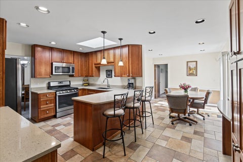 Tiny photo for 219 Lynbrook Drive, Bloomingdale, IL 60108 (MLS # 12792289)