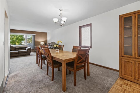 Tiny photo for 219 Lynbrook Drive, Bloomingdale, IL 60108 (MLS # 12792289)
