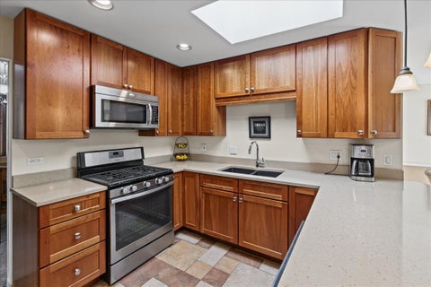 Tiny photo for 219 Lynbrook Drive, Bloomingdale, IL 60108 (MLS # 12792289)