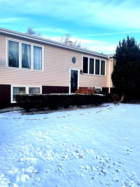 Tiny photo for 23W464 OLIVE Court, Carol Stream, IL 60188 (MLS # 12578716)