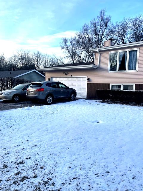 Tiny photo for 23W464 OLIVE Court, Carol Stream, IL 60188 (MLS # 12578716)