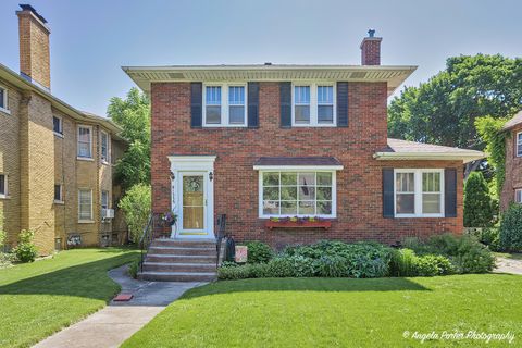 Single Family Residence in Waukegan IL 1339 Jackson Street.jpg