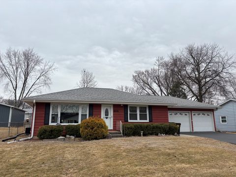 Photo of 404 Elm Street, Morrison, IL 61270 (MLS # 12608342)