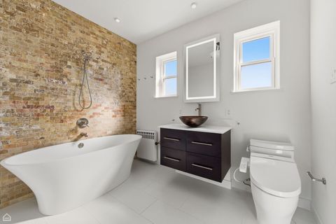 Tiny photo for 5715 S Kenwood Avenue #6N, Chicago, IL 60637 (MLS # 12597190)