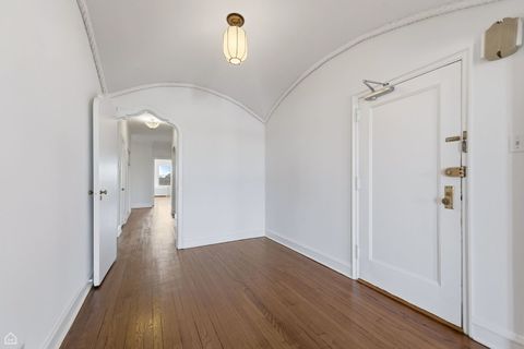 Tiny photo for 5715 S Kenwood Avenue #6N, Chicago, IL 60637 (MLS # 12597190)