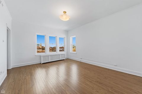 Tiny photo for 5715 S Kenwood Avenue #6N, Chicago, IL 60637 (MLS # 12597190)