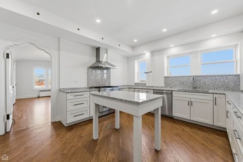 Tiny photo for 5715 S Kenwood Avenue #6N, Chicago, IL 60637 (MLS # 12597190)