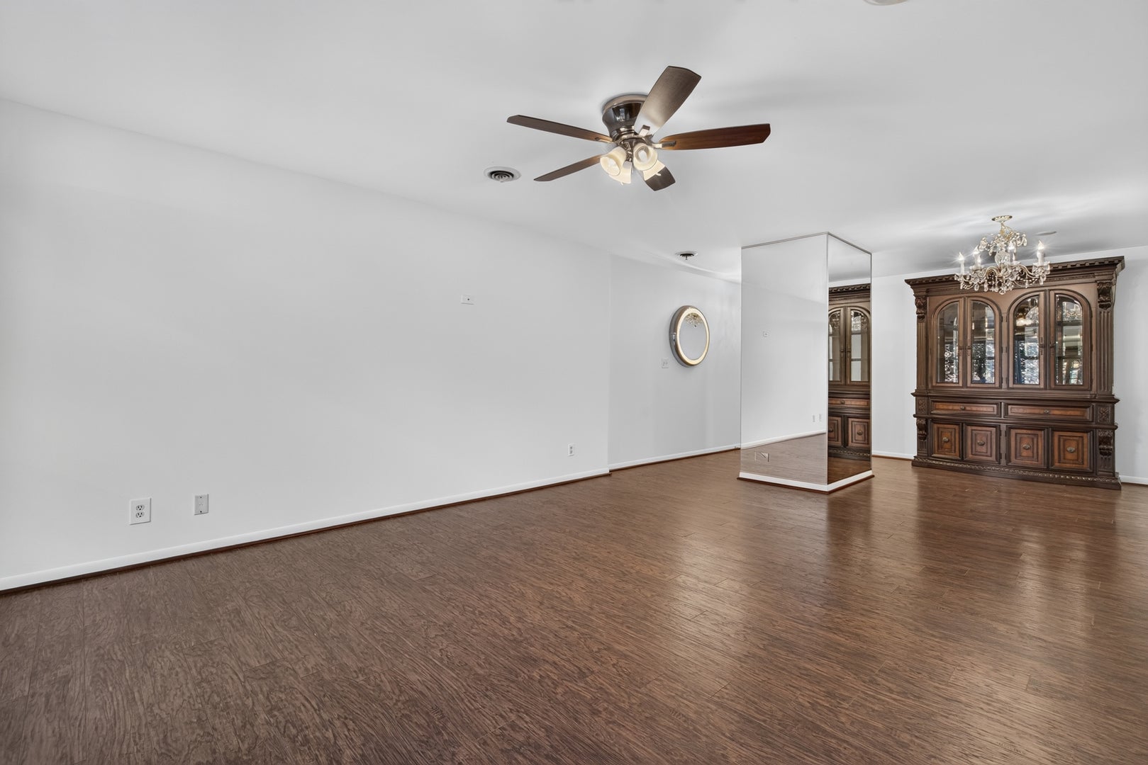 450 W Downer Place 3D