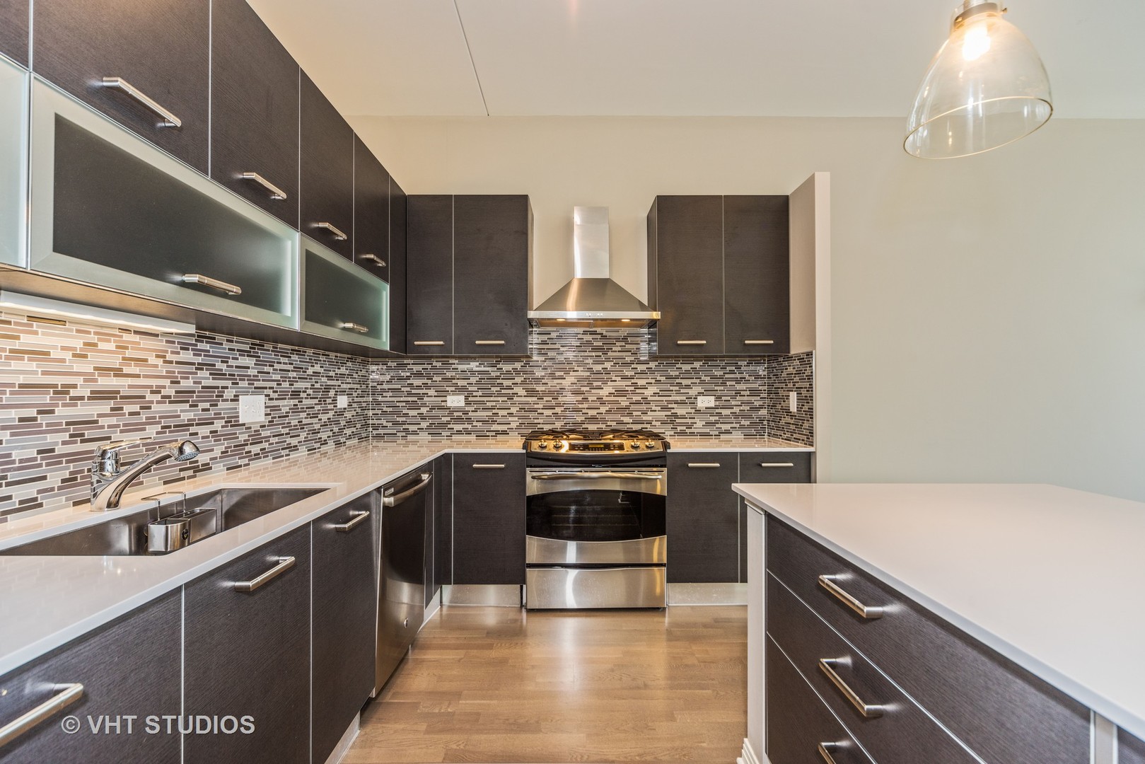 65 E Monroe Street 4010