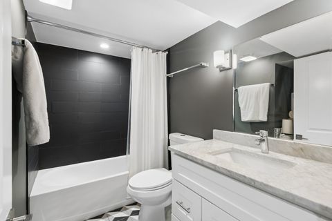 Tiny photo for 2250 W Berwyn Avenue, Chicago, IL 60625 (MLS # 12632051)