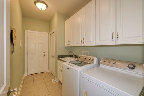 Tiny photo for 771 Fox Run Drive, Geneva, IL 60134 (MLS # 12464352)