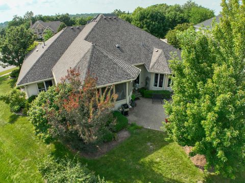 Tiny photo for 771 Fox Run Drive, Geneva, IL 60134 (MLS # 12464352)