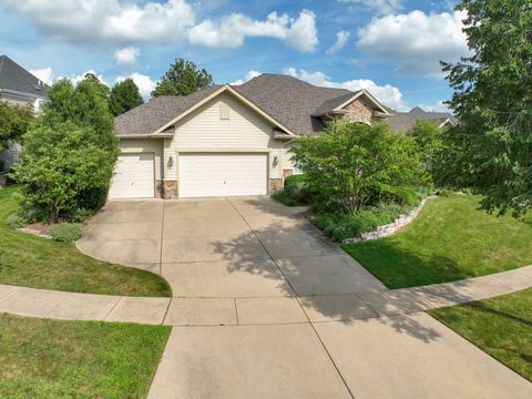 Tiny photo for 771 Fox Run Drive, Geneva, IL 60134 (MLS # 12464352)