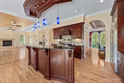 Tiny photo for 27 W Onwentsia Road, Lake Forest, IL 60045 (MLS # 12487734)
