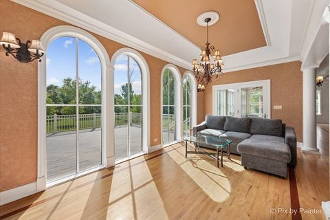 Tiny photo for 27 W Onwentsia Road, Lake Forest, IL 60045 (MLS # 12487734)
