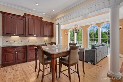 Tiny photo for 27 W Onwentsia Road, Lake Forest, IL 60045 (MLS # 12487734)