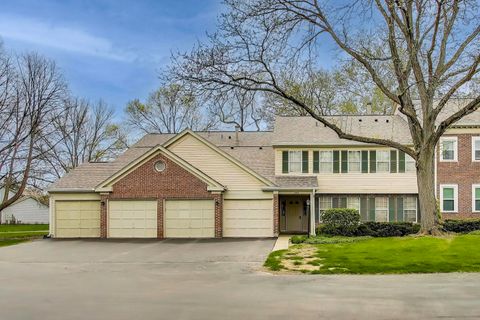1608 Pennsbury Court A2 Wheeling IL 60090