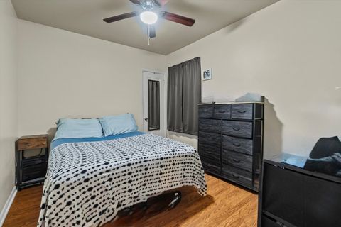 Tiny photo for 4820 W Haddon Avenue, Chicago, IL 60651 (MLS # 12600591)