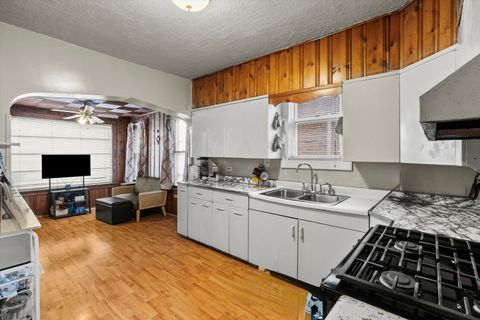 Tiny photo for 4820 W Haddon Avenue, Chicago, IL 60651 (MLS # 12600591)