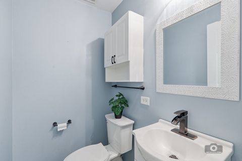 Tiny photo for 1905 Rosewood Court #2C, Darien, IL 60561 (MLS # 12684186)