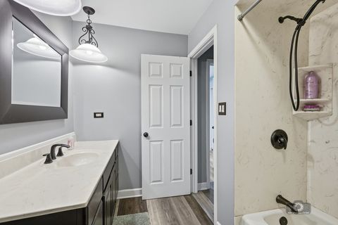 Tiny photo for 1905 Rosewood Court #2C, Darien, IL 60561 (MLS # 12684186)